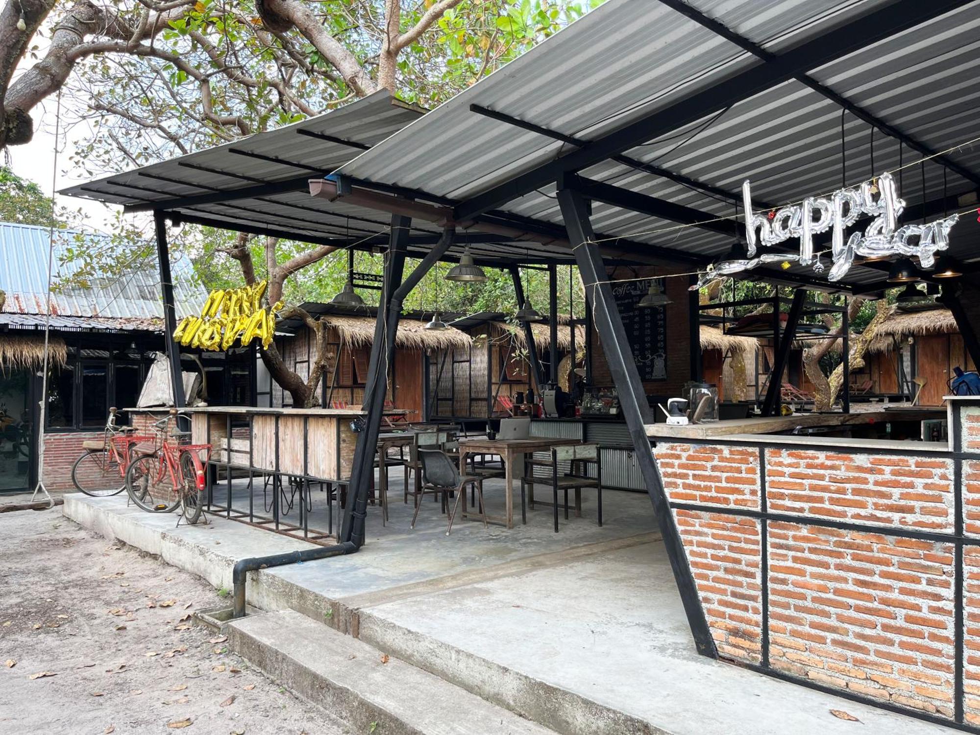Little Hut Hotel Koh Phayam Exterior photo