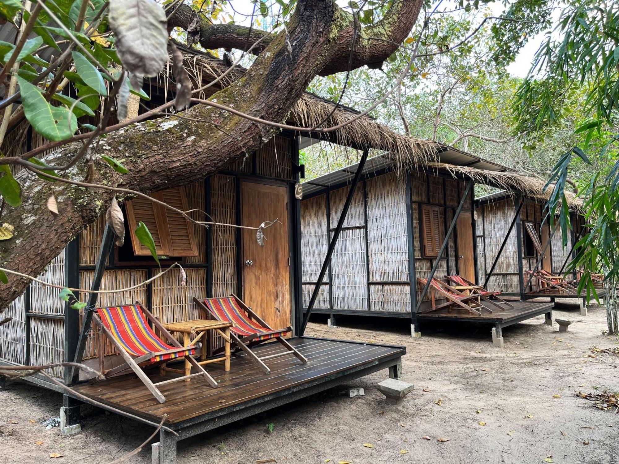 Little Hut Hotel Koh Phayam Exterior photo