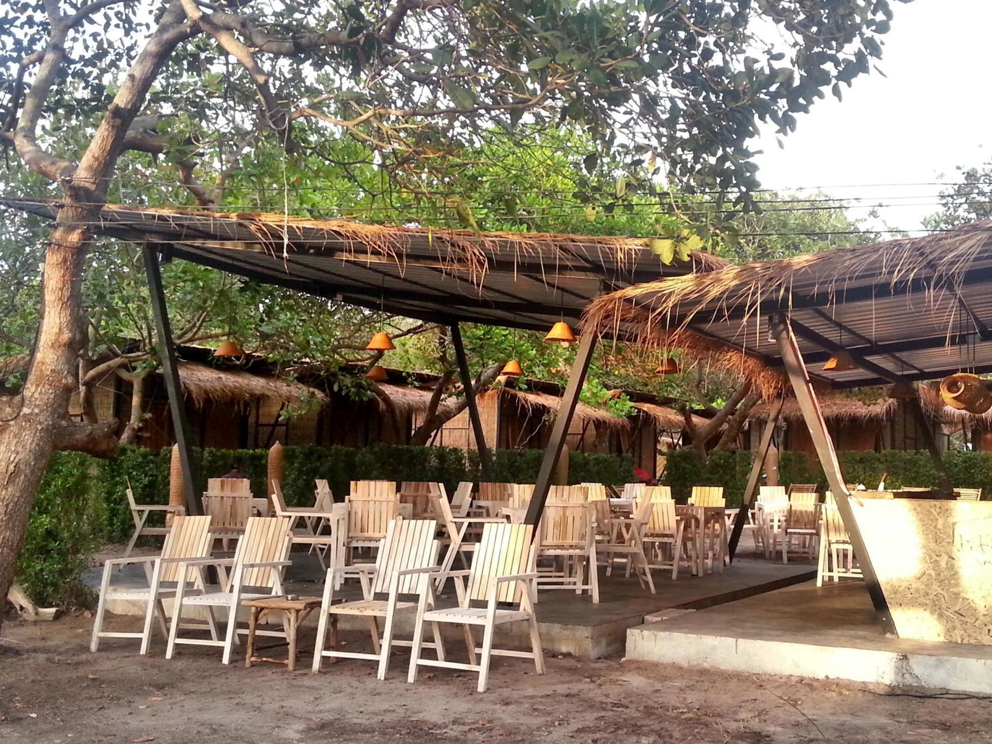 Little Hut Hotel Koh Phayam Exterior photo