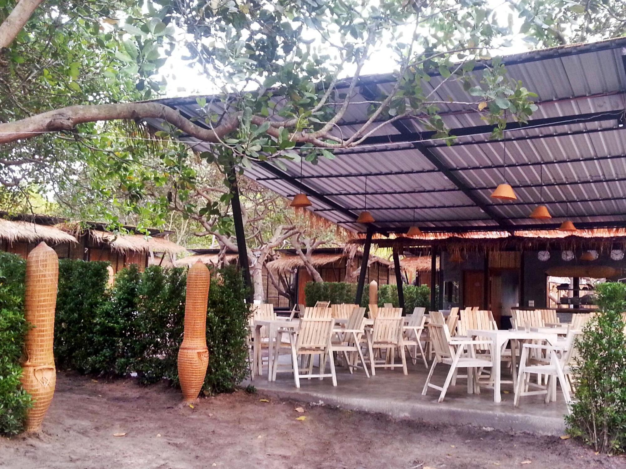 Little Hut Hotel Koh Phayam Exterior photo