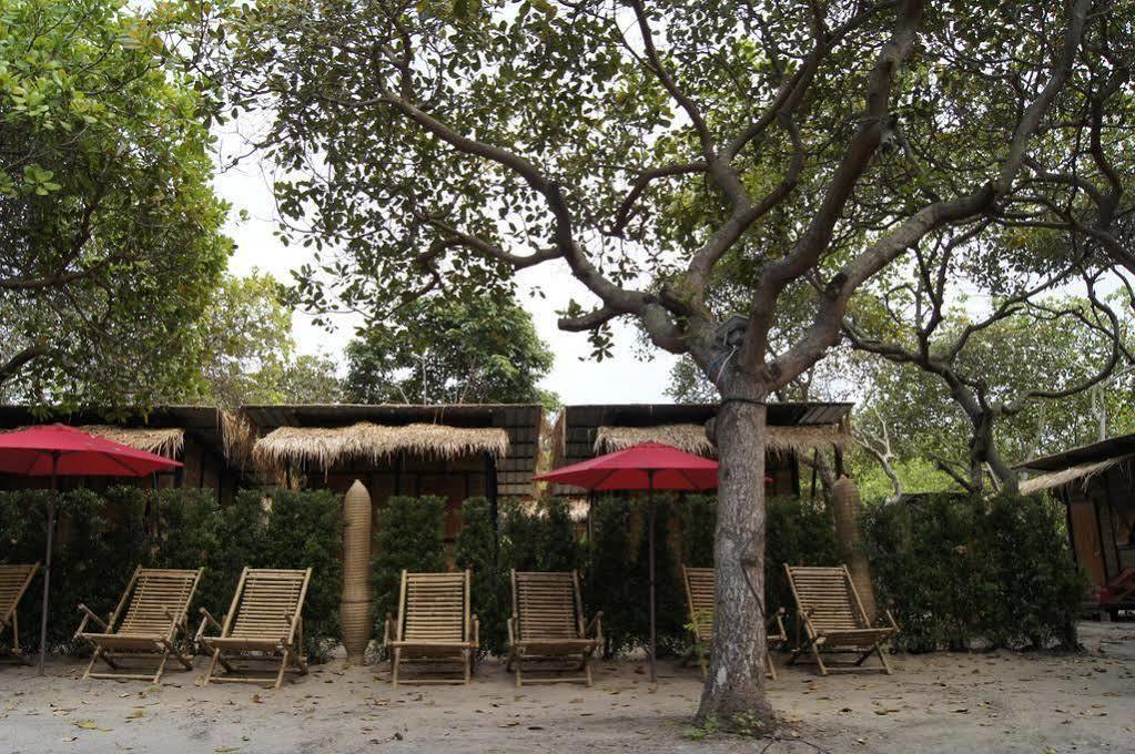 Little Hut Hotel Koh Phayam Exterior photo