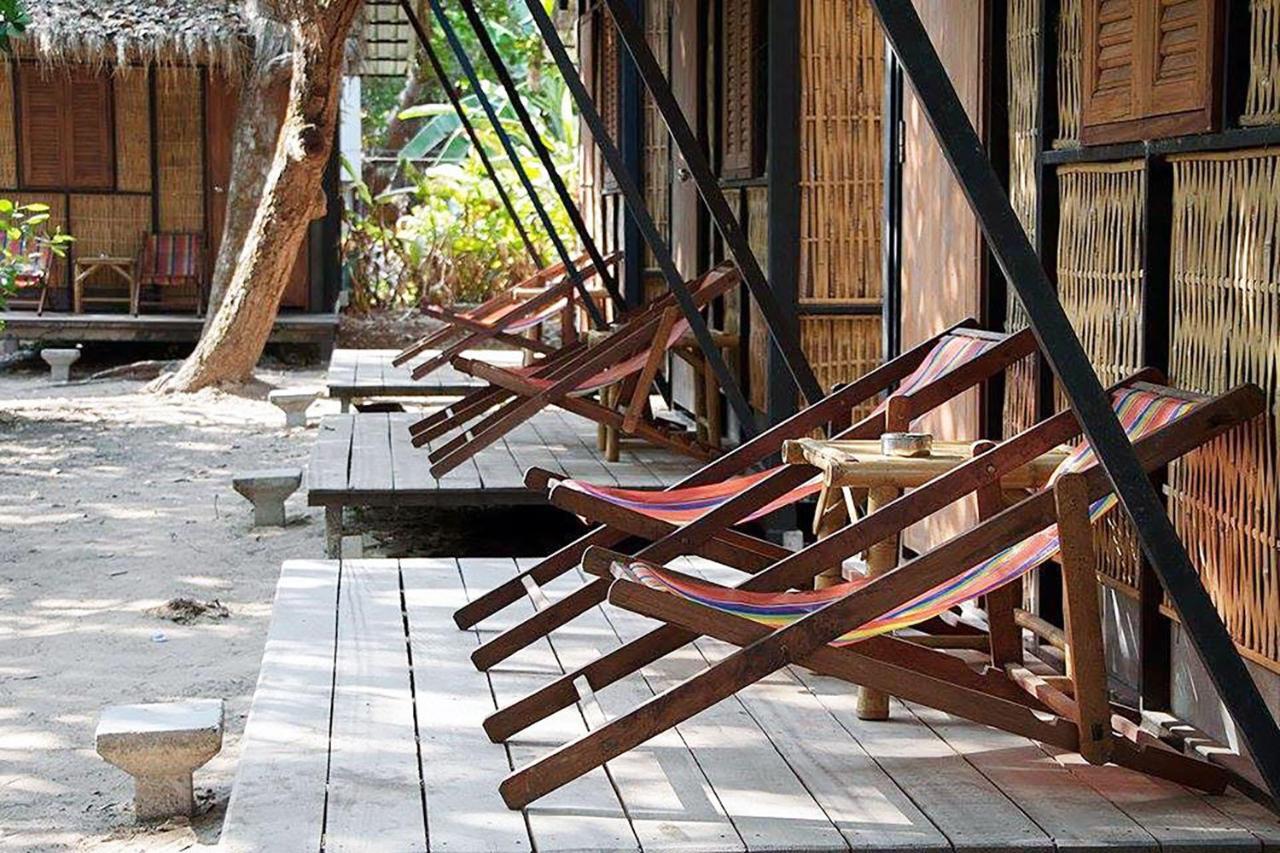Little Hut Hotel Koh Phayam Exterior photo